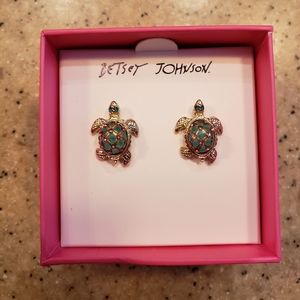 NWT Betsey Johnson Turtle Earrings